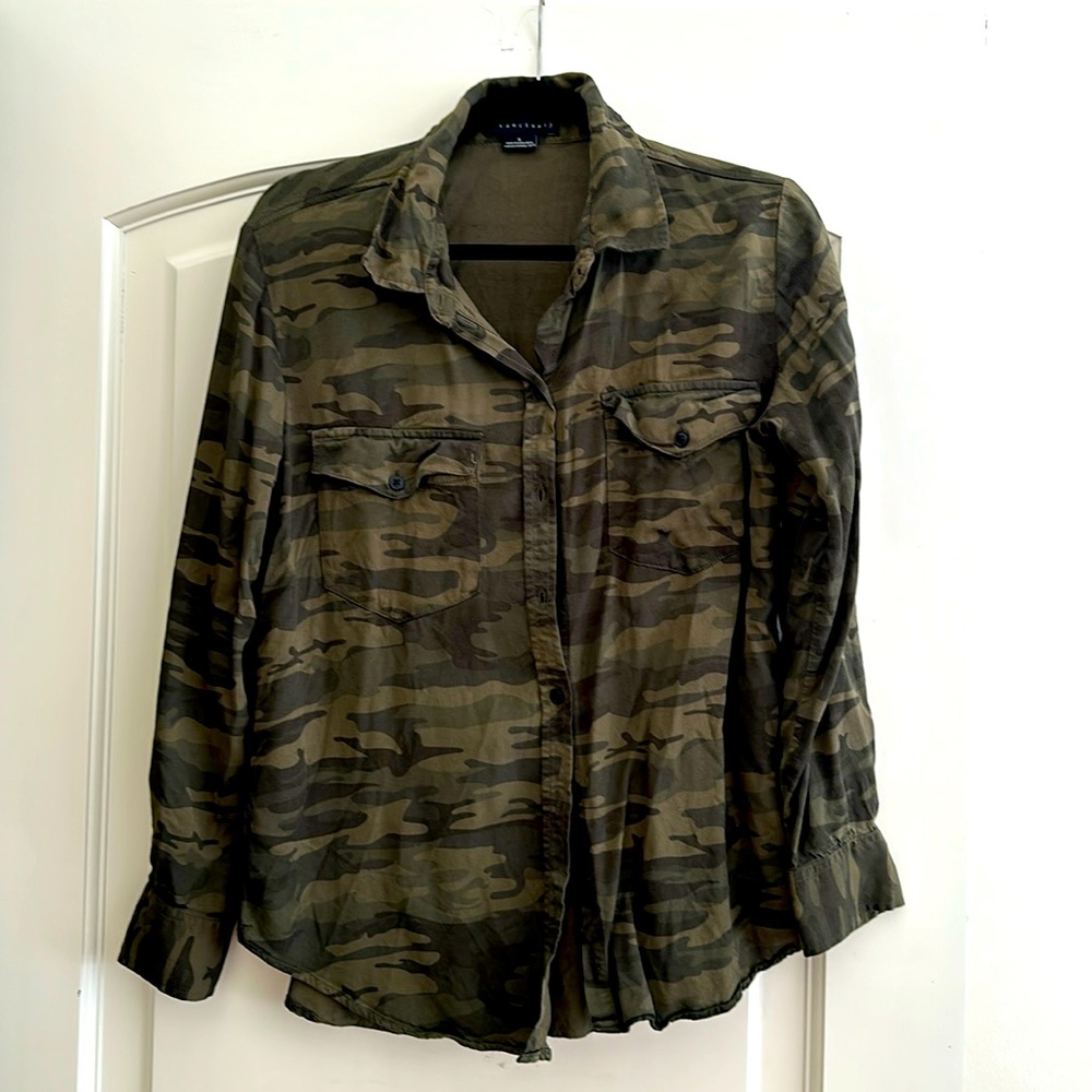 Cameo button down